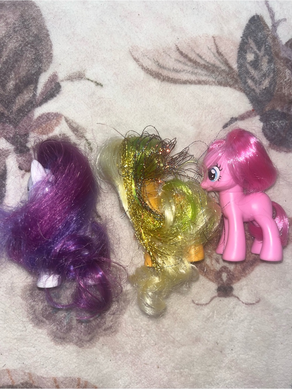 My Little Pony - Applejack, Rarity, and Pinkie Pie - Picture 2 of 2